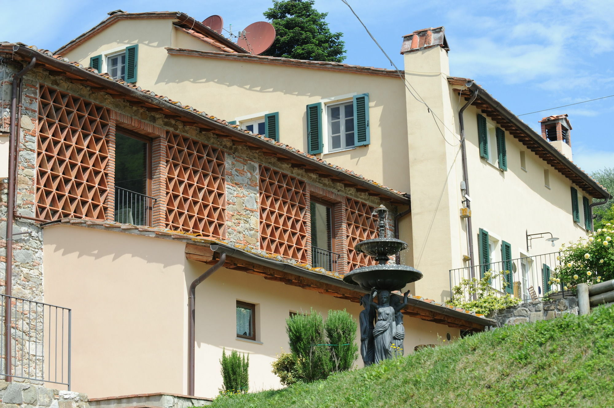 Tenuta San Pietro Luxury Hotel Lucca Exterior foto